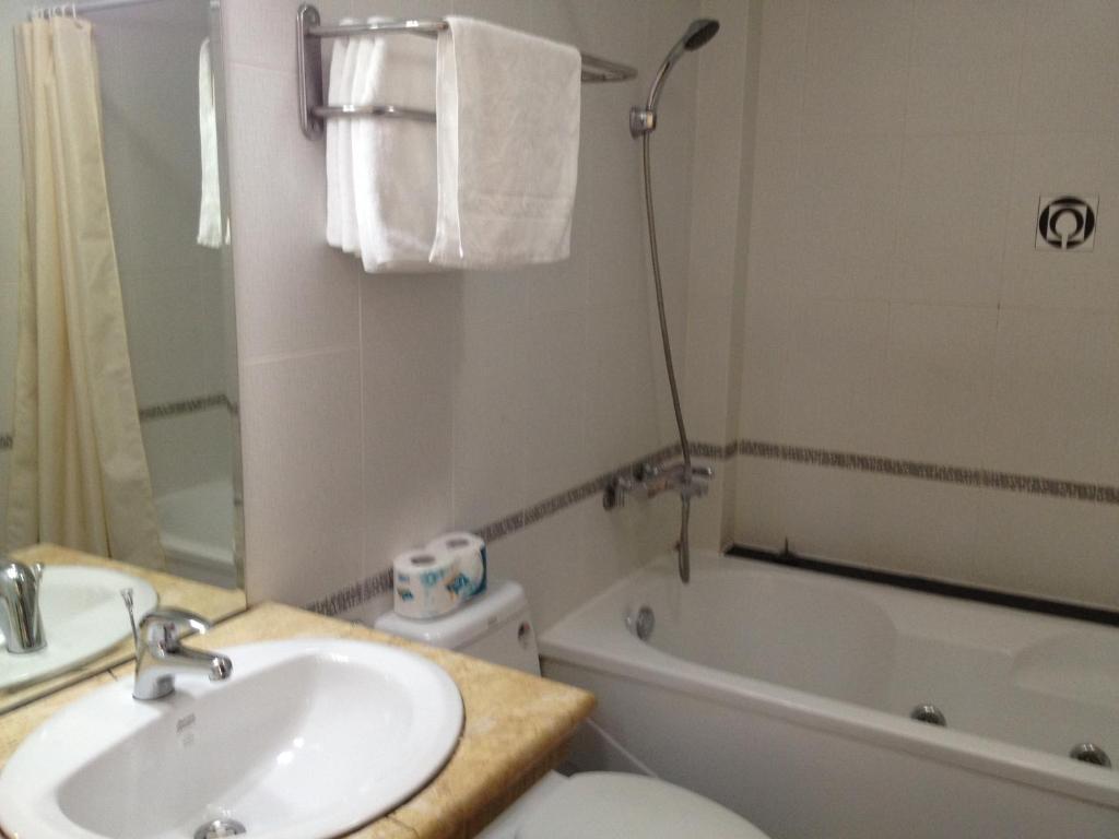 Song Anh Hotel Ho Chi Minh City Room photo